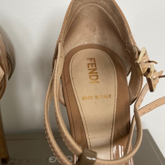 Fendi sandals - Picture 4 of 5